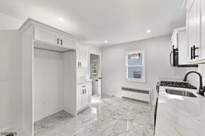 34 Union St, Hawthorne, NJ 07506 - Photo 18