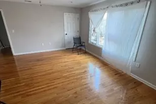 525 Jefferson Ave, Elizabeth, NJ 07201 - Photo 2