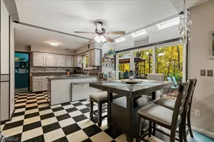 78 Knob Hill Rd, Washington Township, NJ 07840 - Photo 4