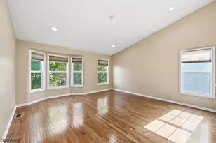448 Hartford Dr, Nutley, NJ 07110 - Photo 32
