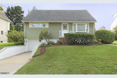 28 Huemmer Ter, Clifton, NJ 07013 - Photo 2