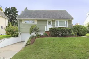28 Huemmer Terrace, Clifton, NJ 07013 - Photo 2