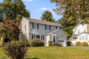 246 Grove St, Montclair, NJ 07042 - Photo 2