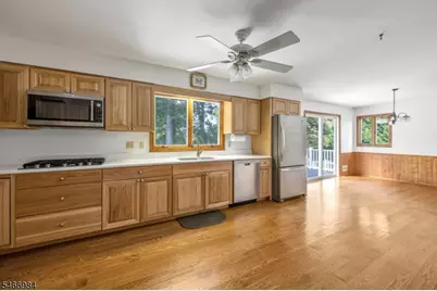 87 Calumet Ave, Oakland, NJ 07436 - Photo 8