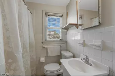 55 Eiseman Ave, Piscataway Township, NJ 08854 - Photo 16