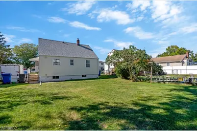 55 Eiseman Ave, Piscataway Township, NJ 08854 - Photo 22