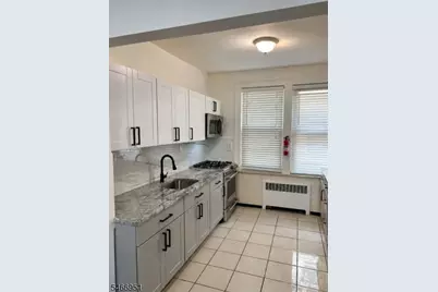 192 N 17th St #1, Bloomfield, NJ 07003 - Photo 4