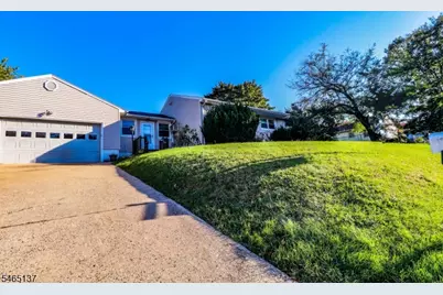9 Castleton Ave, Franklin Township, NJ 08873 - Photo 18