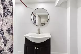 20 Lake St, East Orange, NJ 07017 - Photo 22