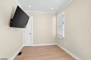 20 Lake St, East Orange, NJ 07017 - Photo 36