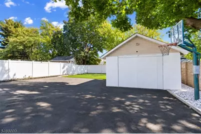 20 Lake Street, East Orange, NJ 07017 - Photo 14