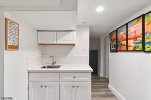 20 Lake St, East Orange, NJ 07017 - Photo 24