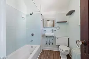 428 E 4th Ave, Roselle, NJ 07203 - Photo 16