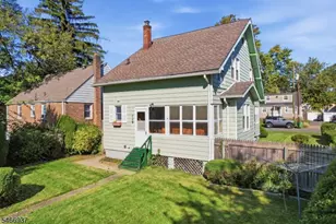 428 E 4th Ave, Roselle, NJ 07203 - Photo 26