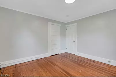 9 Laurel Pl, Montclair, NJ 07043 - Photo 14