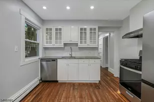 9 Laurel Pl, Montclair, NJ 07043 - Photo 8