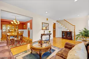 124 Mountain Ave, Warren Township, NJ 07059 - Photo 2