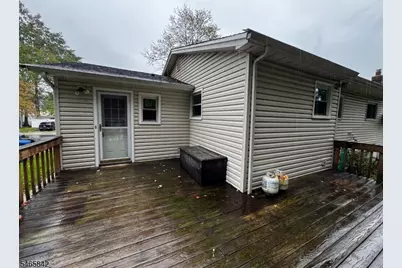 27 Frieda Ln, Woodbridge Township, NJ 07067 - Photo 22
