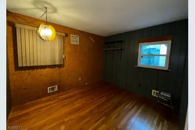 27 Frieda Ln, Woodbridge Township, NJ 07067 - Photo 12