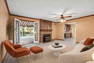 2 Candlewood Ct, Parsippany, NJ 07054 - Photo 10