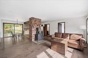 27 Degroat Rd, Wantage, NJ 07461 - Photo 6