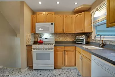 22 Ann St, Verona, NJ 07044 - Photo 18