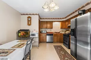 41 Normandy Pl, Irvington, NJ 07111 - Photo 8