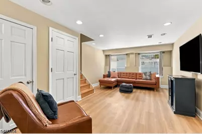 223 Fairview Ave, Verona, NJ 07044 - Photo 6