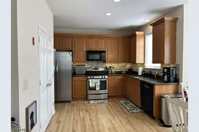 7 Crestview Dr, Mount Olive, NJ 07840 - Photo 6