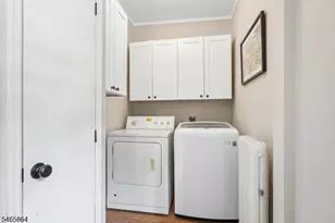 439 Grove St, Montclair, NJ 07043 - Photo 18