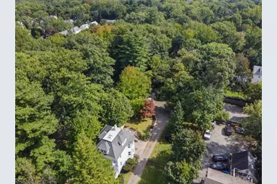 439 Grove St, Montclair, NJ 07043 - Photo 48