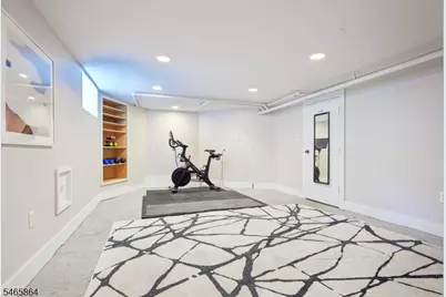 439 Grove St, Montclair, NJ 07043 - Photo 36