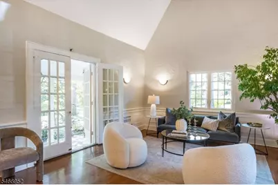 6 Sutherland Rd, Montclair, NJ 07042 - Photo 10