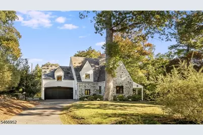6 Sutherland Rd, Montclair, NJ 07042 - Photo 2