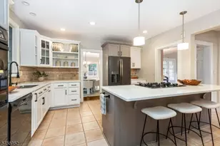 6 Sutherland Rd, Montclair, NJ 07042 - Photo 16