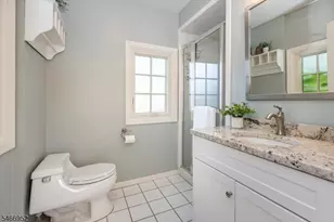 6 Sutherland Rd, Montclair, NJ 07042 - Photo 24
