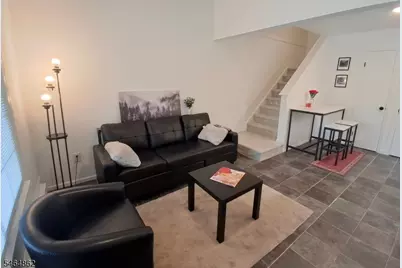 26 Larkspur Ct, Bedminster Township, NJ 07921 - Photo 18