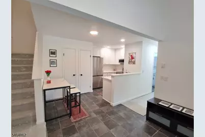 26 Larkspur Ct, Bedminster Township, NJ 07921 - Photo 16