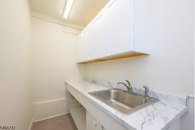 1520 Roosevelt Ave, Carteret, NJ 07008 - Photo 8