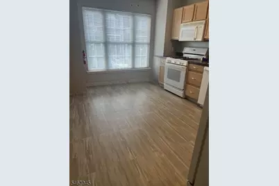 100 Glen Ridge Ave #16, Glen Ridge, NJ 07028 - Photo 4