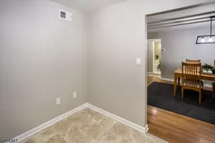32 Brookside Ln, Mount Arlington, NJ 07856 - Photo 10
