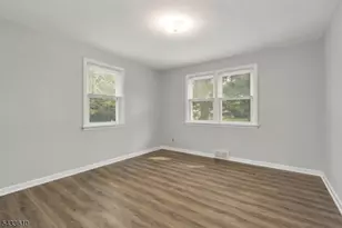 145 Golf Ave, South Plainfield, NJ 07080 - Photo 12