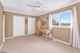 55 Chelsea Cir, Raritan Township, NJ 08822 - Photo 20