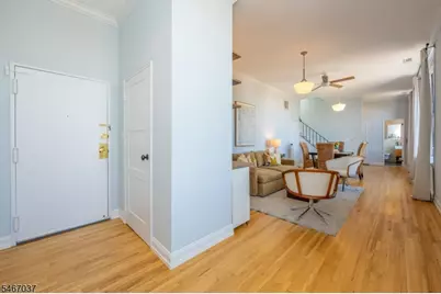 295 Bloomfield Ave #7, Montclair Twp., NJ 07042 - Photo 2