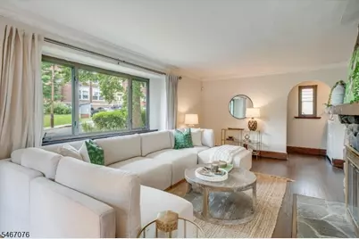 43 Pine St, Millburn, NJ 07041 - Photo 8