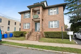 11 George St, Summit, NJ 07901 - Photo 2