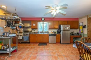 6 May Ave, Pequannock Township, NJ 07444 - Photo 8