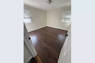 105 Norwood St #2, Newark, NJ 07106 - Photo 10