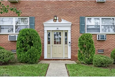 16 Knox Ter #2D, Wayne, NJ 07470 - Photo 1