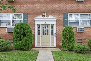 16 Knox Terrace, Wayne, NJ 07470 - Photo 1